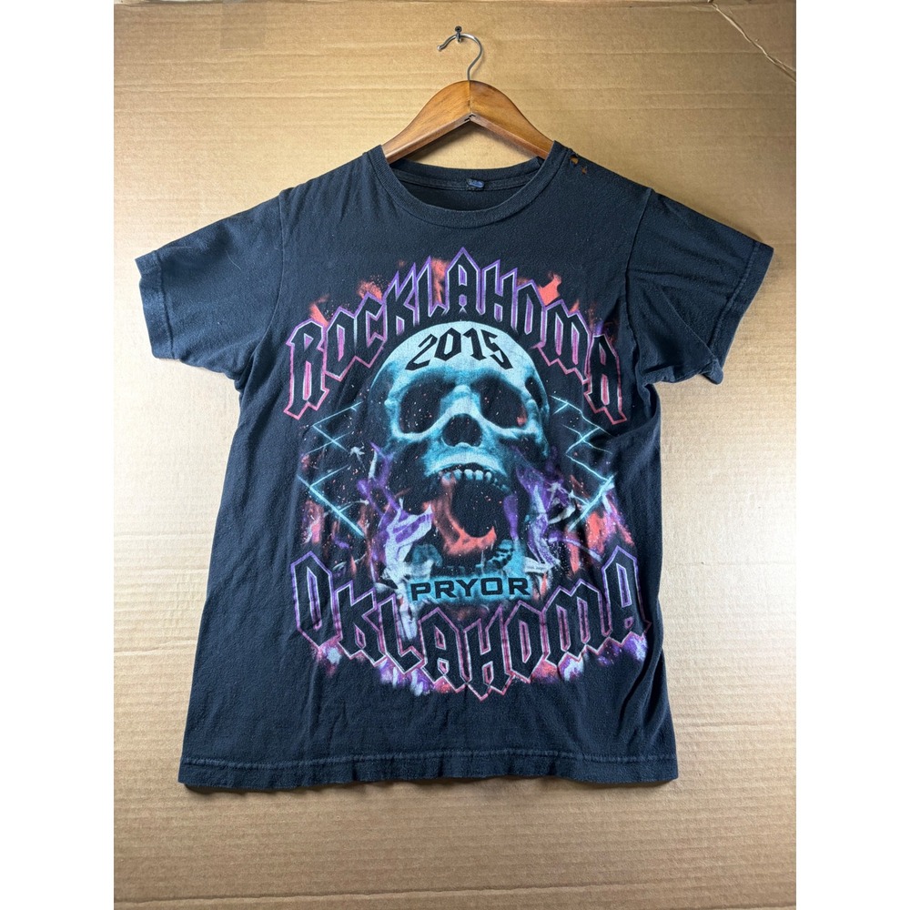 Rocklahoma 2015 Festival T Shirt Mens Small Black Skull Graphic Band Line Tultex